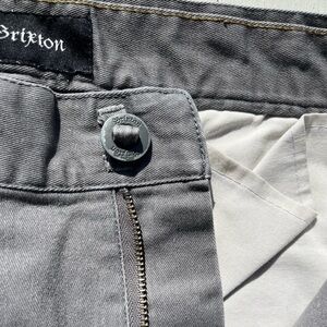 Men's Brixton Pants Gray Solid Reverse 32x32 Flat Front Skate Chino Casual Work